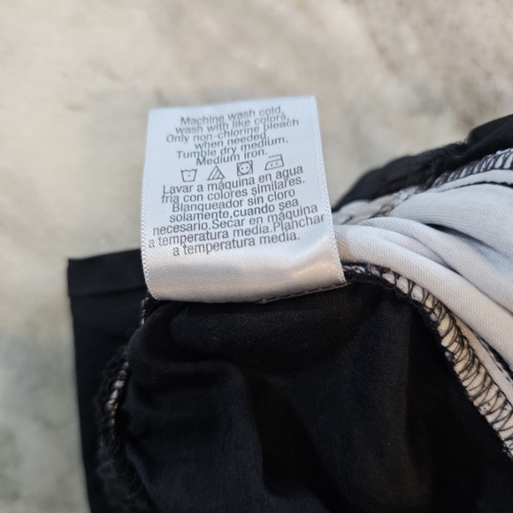 Danskin shorts Black And White Tie Waist Small - Picture 6 of 9